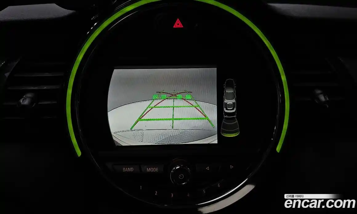 Mini Cooper 2015 1.5 Автомат в Москве № 231432, фото 18