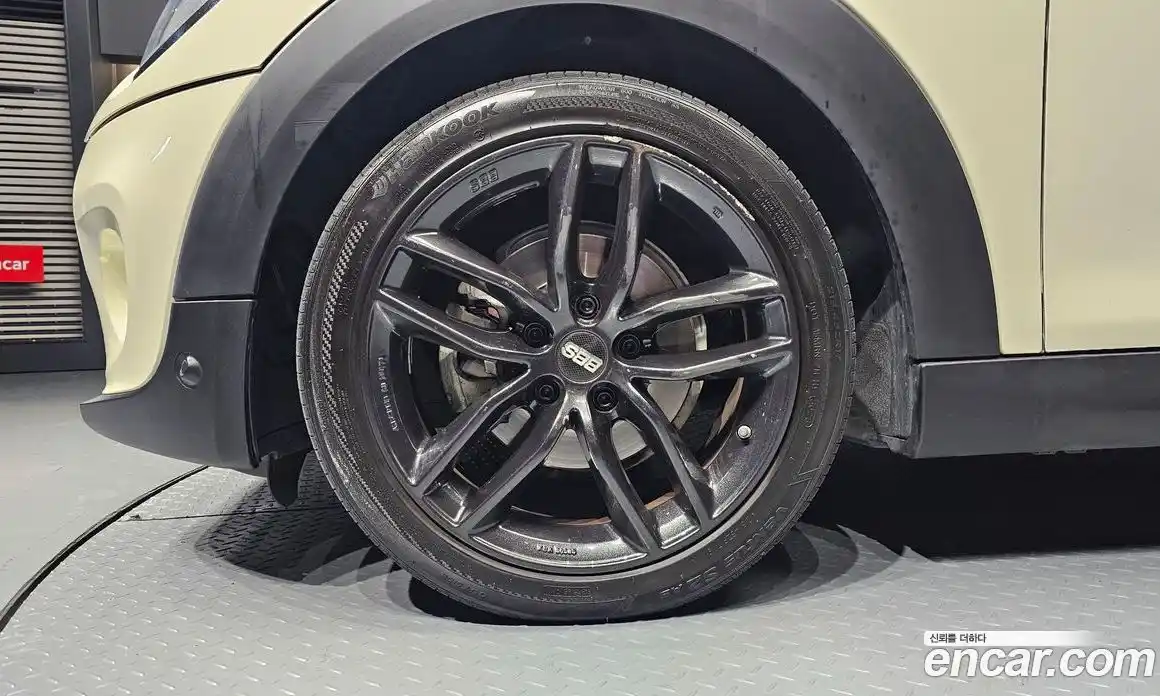 Mini Cooper 2015 1.5 Автомат в Москве № 231432, фото 8