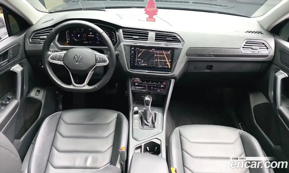 Volkswagen Tiguan 2023 2.0 Автомат в Москве № 232107, фото 16