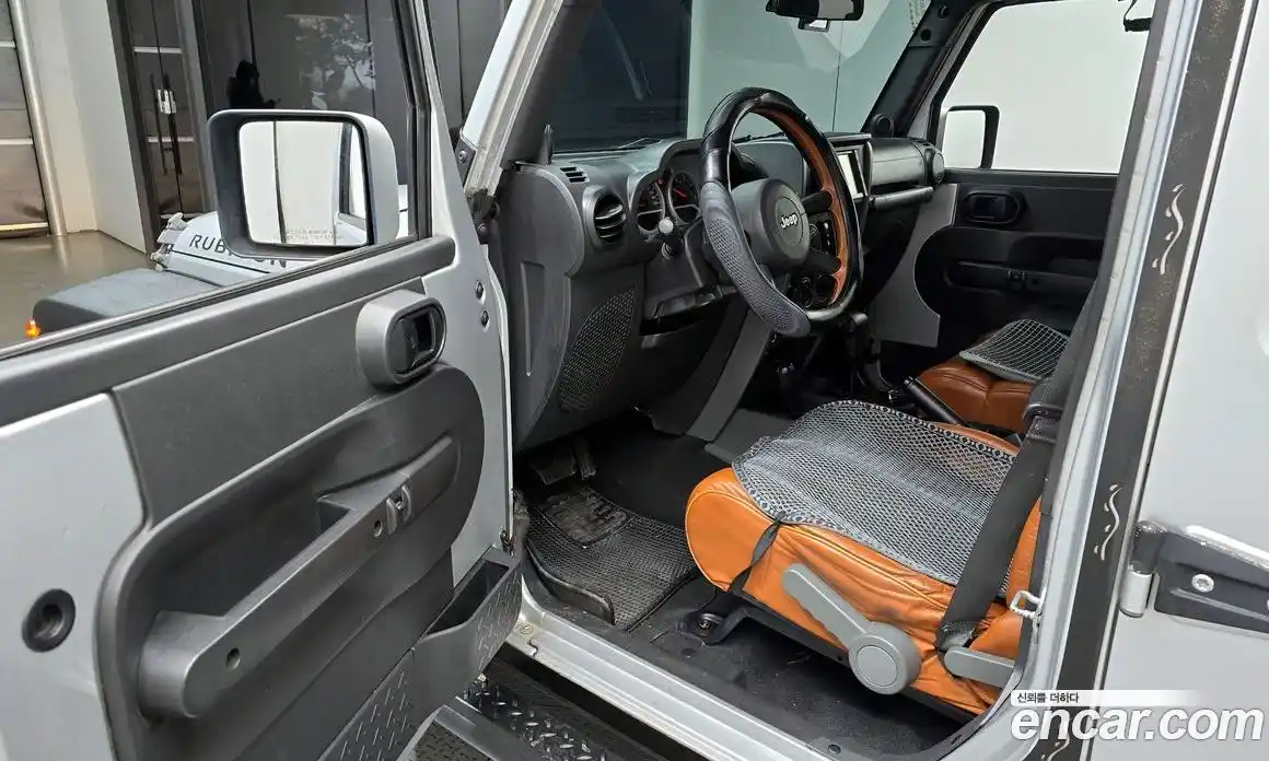 Jeep Wrangler 2010 2.8 Автомат в Москве № 232739, фото 5