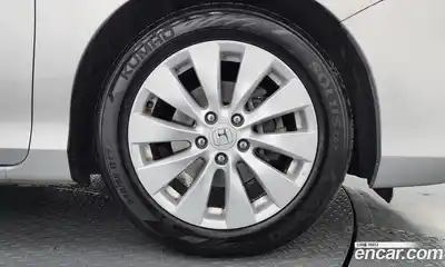 Honda Accord 2015 2.4 Автомат в Москве № 232920, миниатюра 5