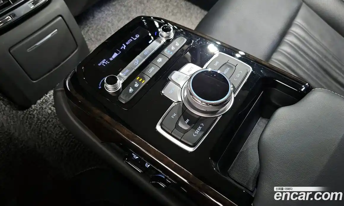 Genesis G90 2019 3.8 Автомат в Москве № 23763, фото 11