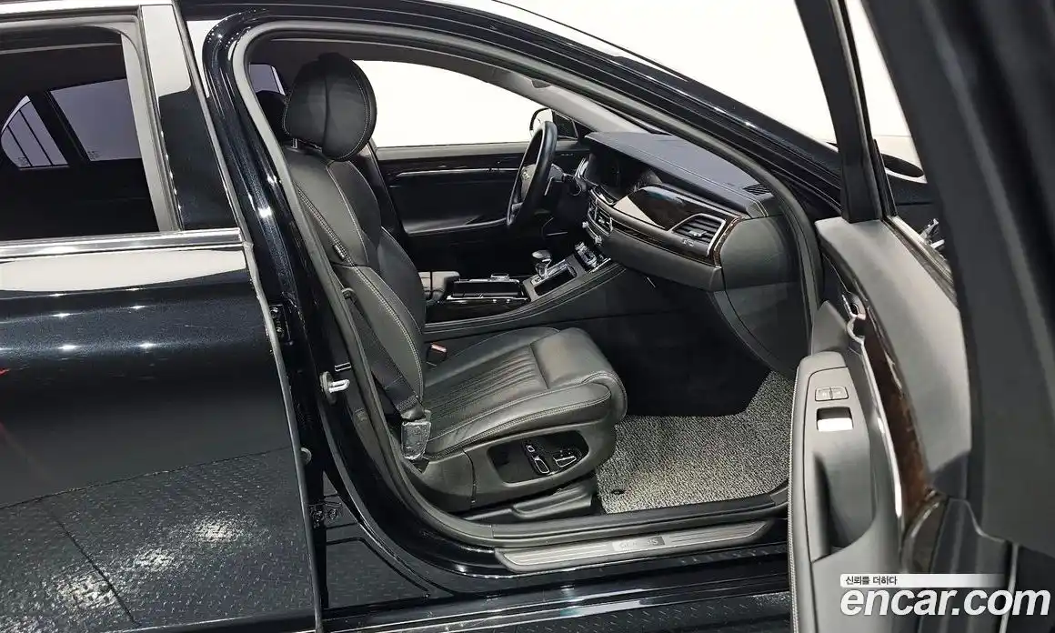 Genesis G90 2019 3.8 Автомат в Москве № 23763, фото 15