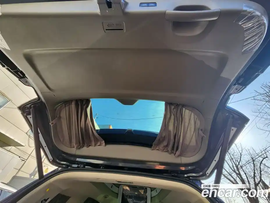 Kia Canival 2026 3.5 Автомат в Москве № 247881, фото 15