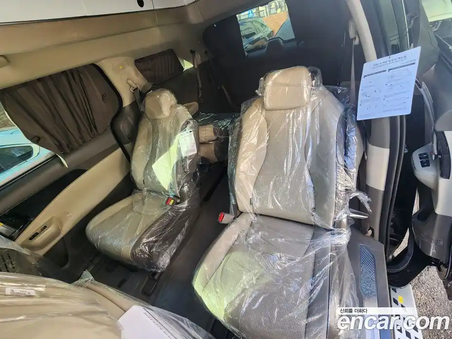 Kia Canival 2026 3.5 Автомат в Москве № 247881, фото 7