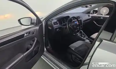 Volkswagen Jetta, 2015