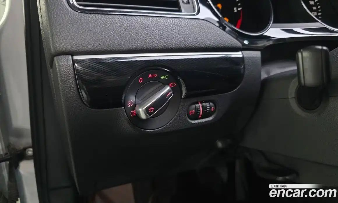 Volkswagen Jetta 2015 2.0 Автомат в Москве № 254811, фото 19