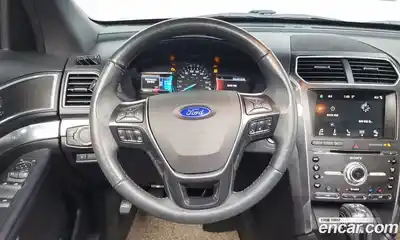 Ford Explorer, 2018