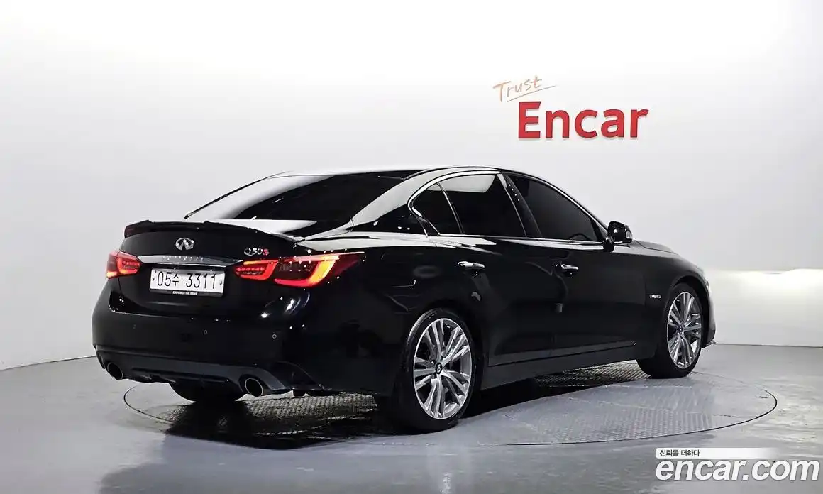 Infiniti Q50 2018 3.5 Автомат в Москве № 256185, фото 13