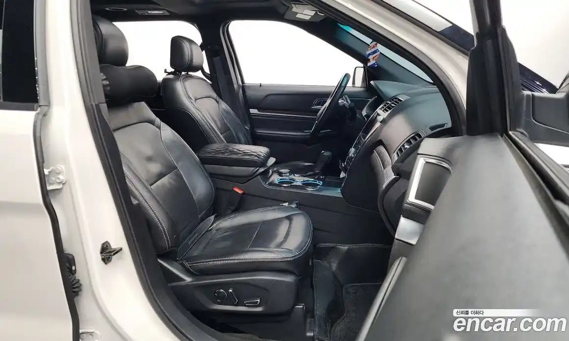 Ford Explorer 2017 3.5 Автомат в Москве № 257809, фото 11