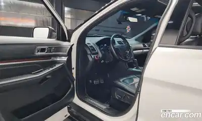 Ford Explorer 2017 3.5 Автомат в Москве № 257809, миниатюра 10