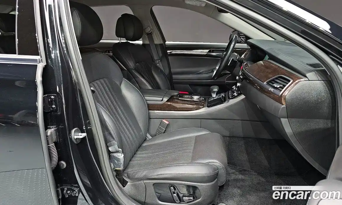 Genesis EQ900 2016 3.8 Автомат в Москве № 26340, фото 10