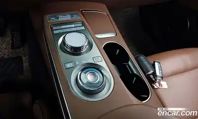 Genesis GV70 2022 2.5 Автомат в Москве № 26717, миниатюра 9