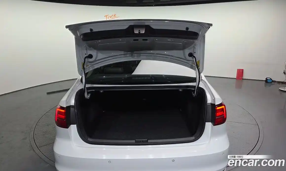 Volkswagen Jetta 2015 2.0 Автомат в Москве № 277545, фото 20