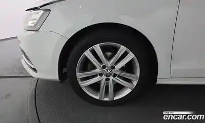 Volkswagen Jetta 2015 2.0 Автомат в Москве № 277545, миниатюра 5