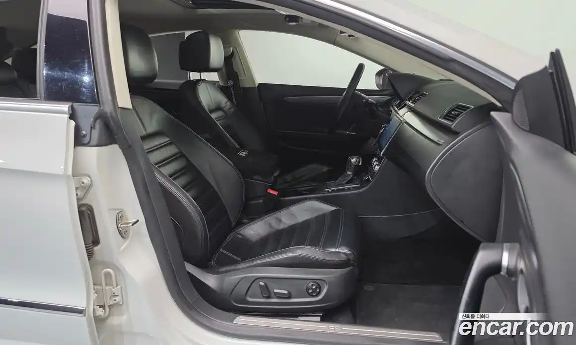 Volkswagen CC 2015 2.0 Автомат в Москве № 277587, фото 1