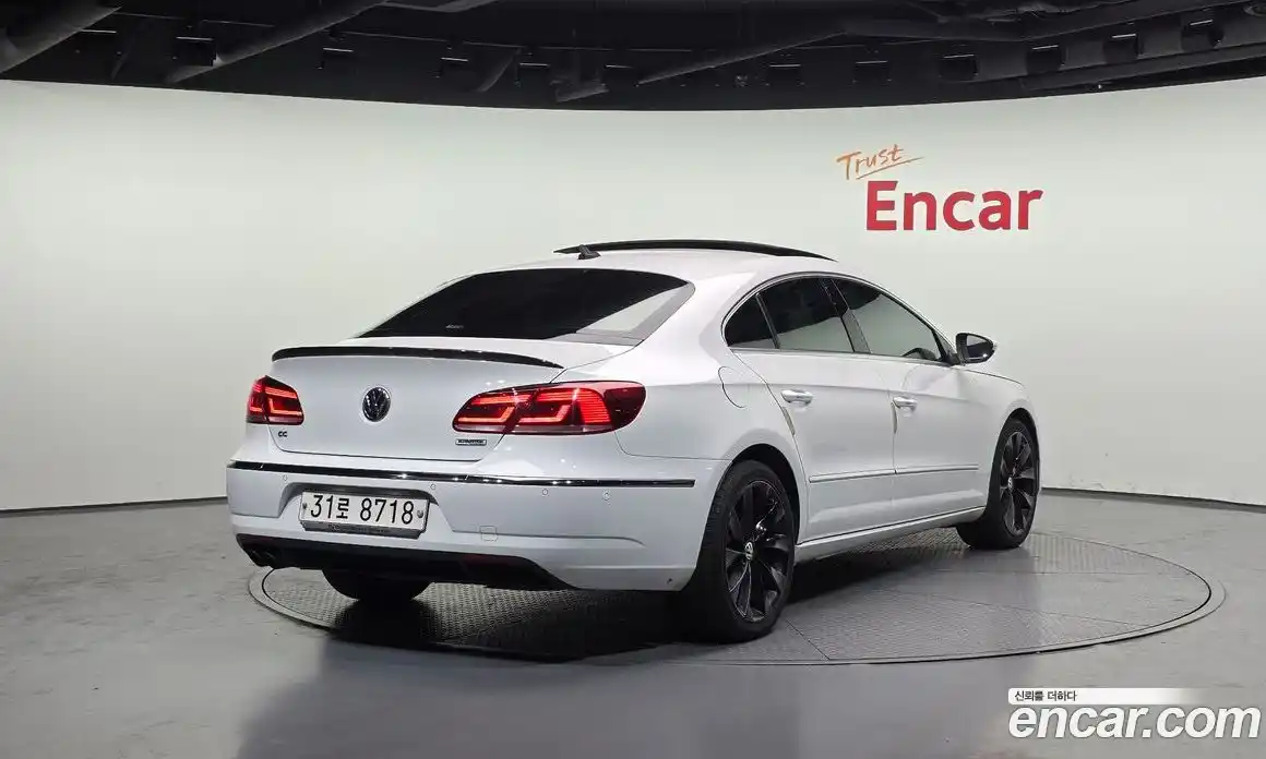 Volkswagen CC 2015 2.0 Автомат в Москве № 277587, фото 14