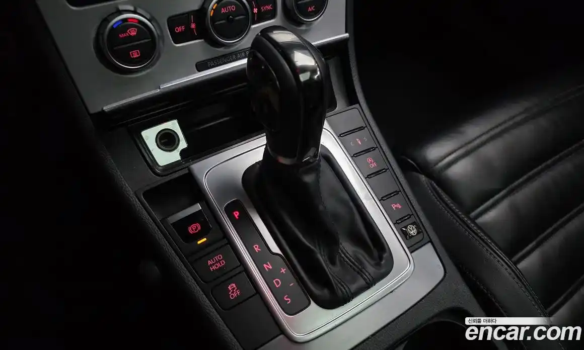 Volkswagen CC 2015 2.0 Автомат в Москве № 277587, фото 8