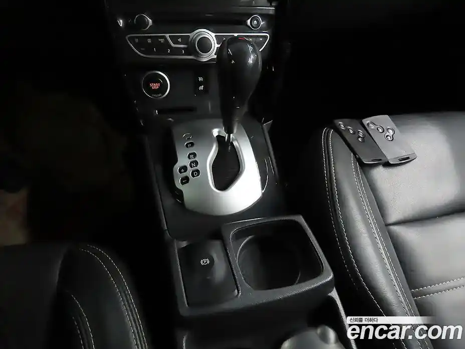 Renault QM5 2013 2.0 Автомат в Москве № 277983, фото 14