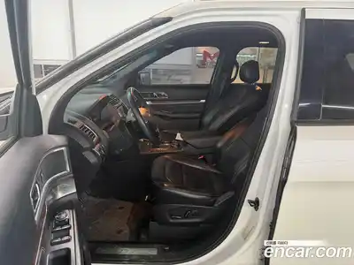 Ford Explorer 2016 2.3 Автомат в Москве № 281525, миниатюра 4