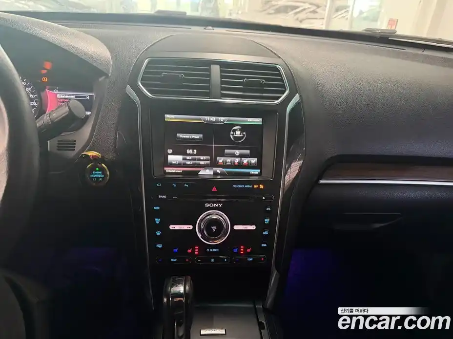 Ford Explorer 2016 2.3 Автомат в Москве № 281525, фото 10