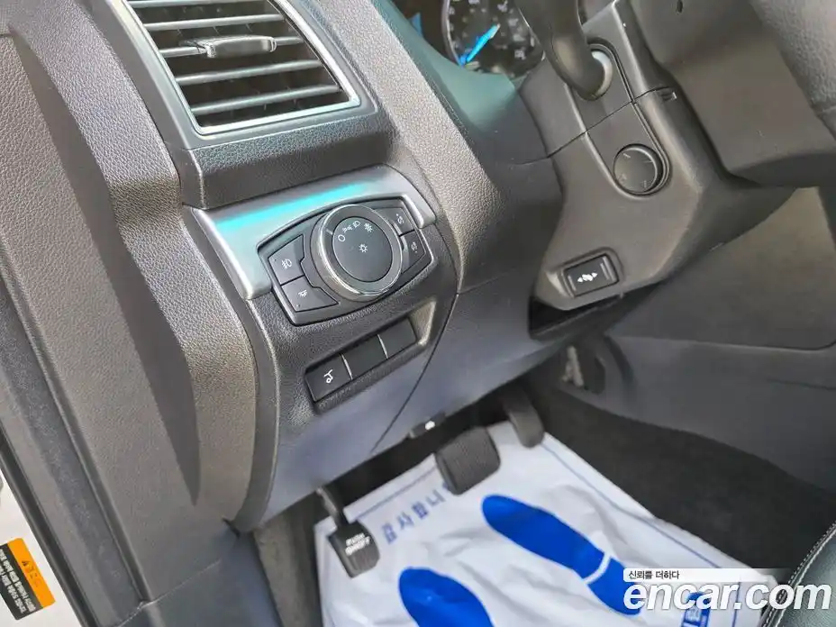 Ford Explorer 2017 2.3 Автомат в Москве № 282139, фото 19