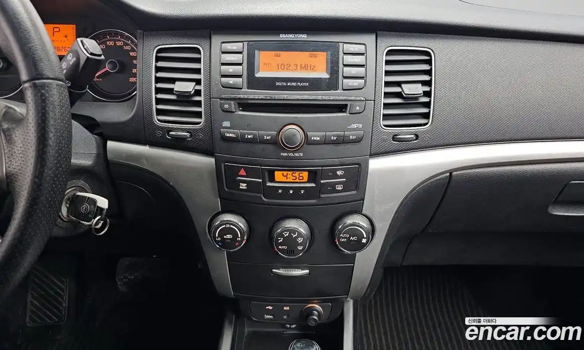 SsangYong Korando 2012 2.0 Автомат в Москве № 28747, фото 16