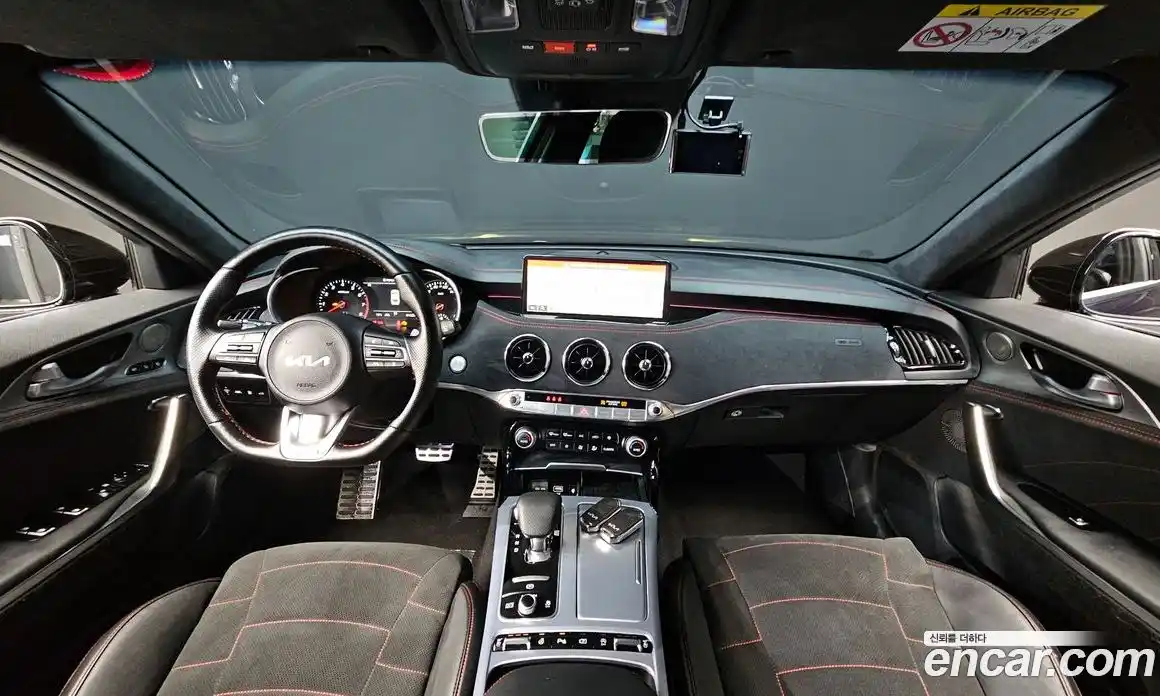 Kia Stinger 2023 3.3 Автомат в Москве № 288204, фото 13