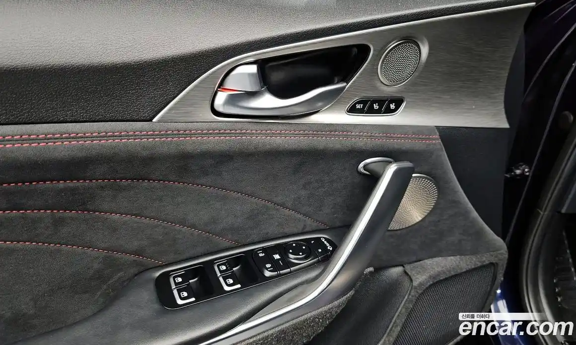 Kia Stinger 2023 3.3 Автомат в Москве № 288204, фото 7