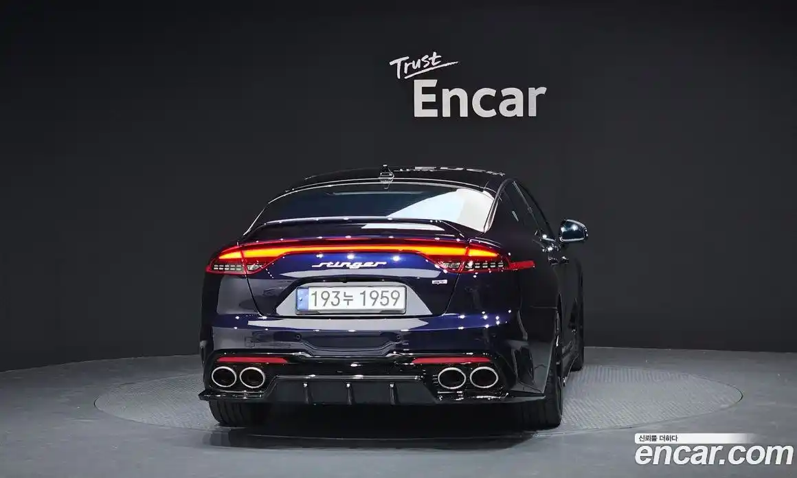 Kia Stinger 2023 3.3 Автомат в Москве № 288204, фото 9