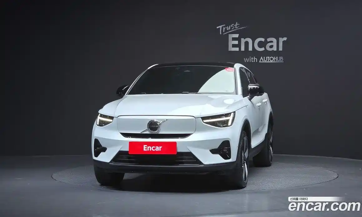 Volvo C40 2023 0.2 Автомат в Москве № 293807, фото 14