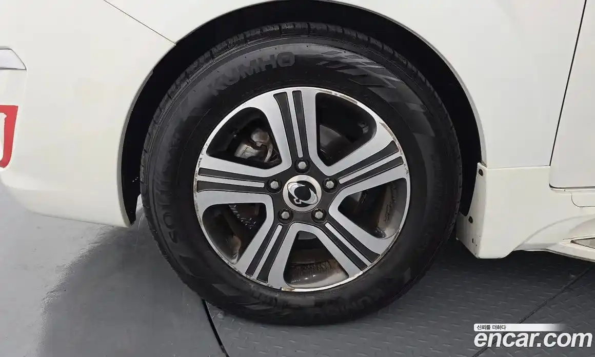 SsangYong Korando 2015 2.0 Автомат в Москве № 30000, фото 15