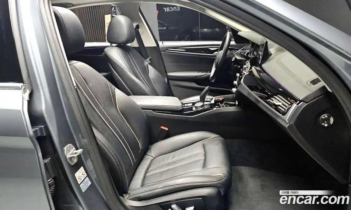 BMW 5-Series 2018 2.0 Автомат в Москве № 304756, фото 13