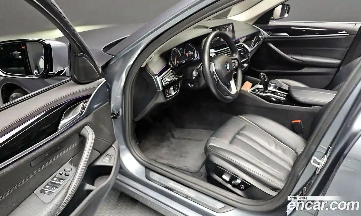 BMW 5-Series 2018 2.0 Автомат в Москве № 304756, фото 9