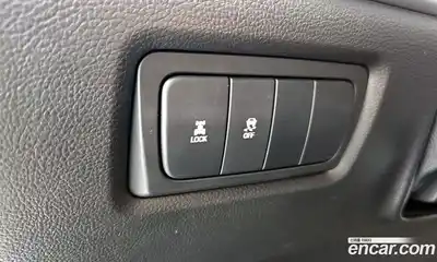 SsangYong Korando 2014 2.0 Автомат в Москве № 31292, миниатюра 12