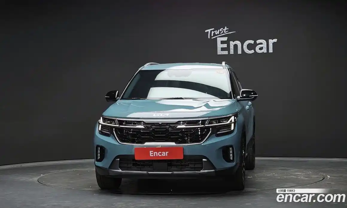 Kia Seltos 2024 1.6 Автомат в Москве № 321884, фото 1