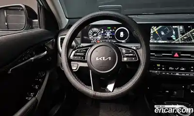 Kia Seltos 2024 1.6 Автомат в Москве № 321884, миниатюра 5