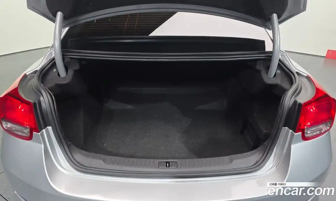 Chevrolet Malibu 2012 2.0 Автомат в Москве № 327075, фото 9