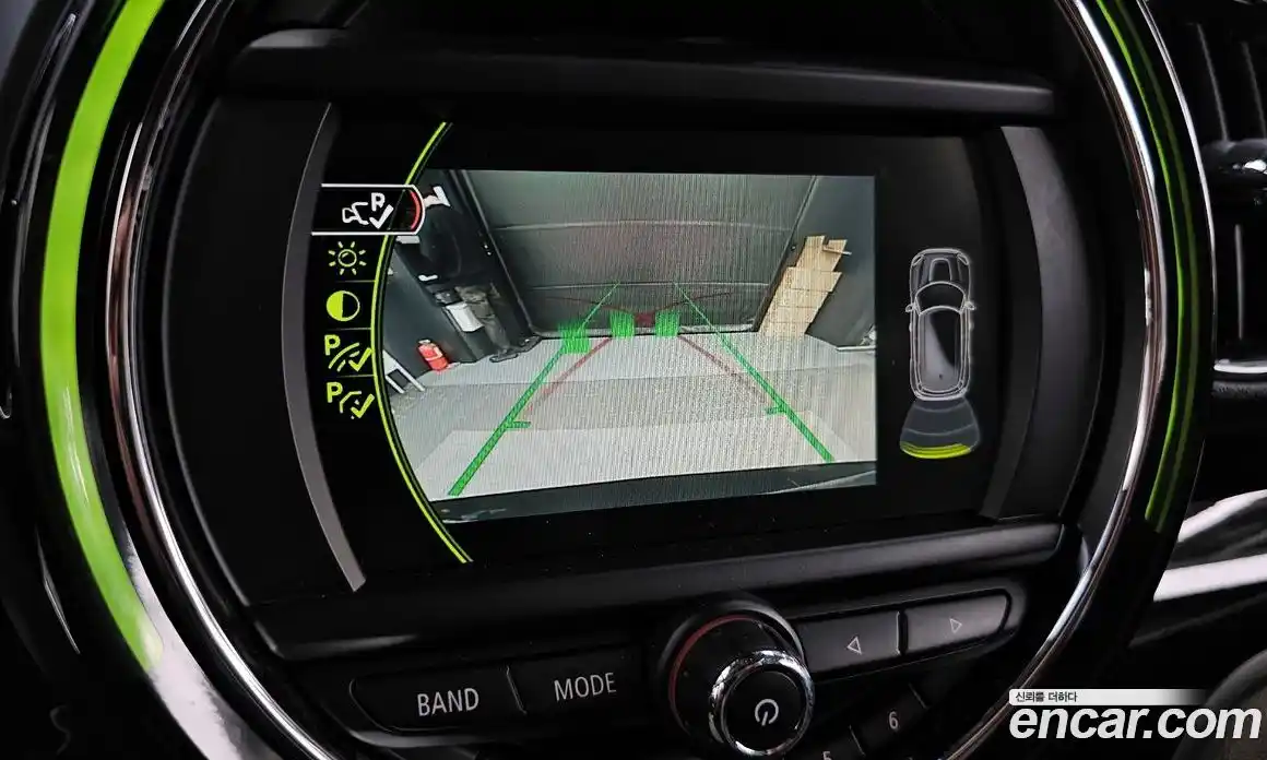 Mini Countryman 2018 2.0 Автомат в Москве № 328991, фото 17