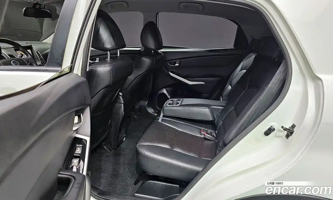 SsangYong Korando 2014 2.0 Автомат в Москве № 35109, фото 12