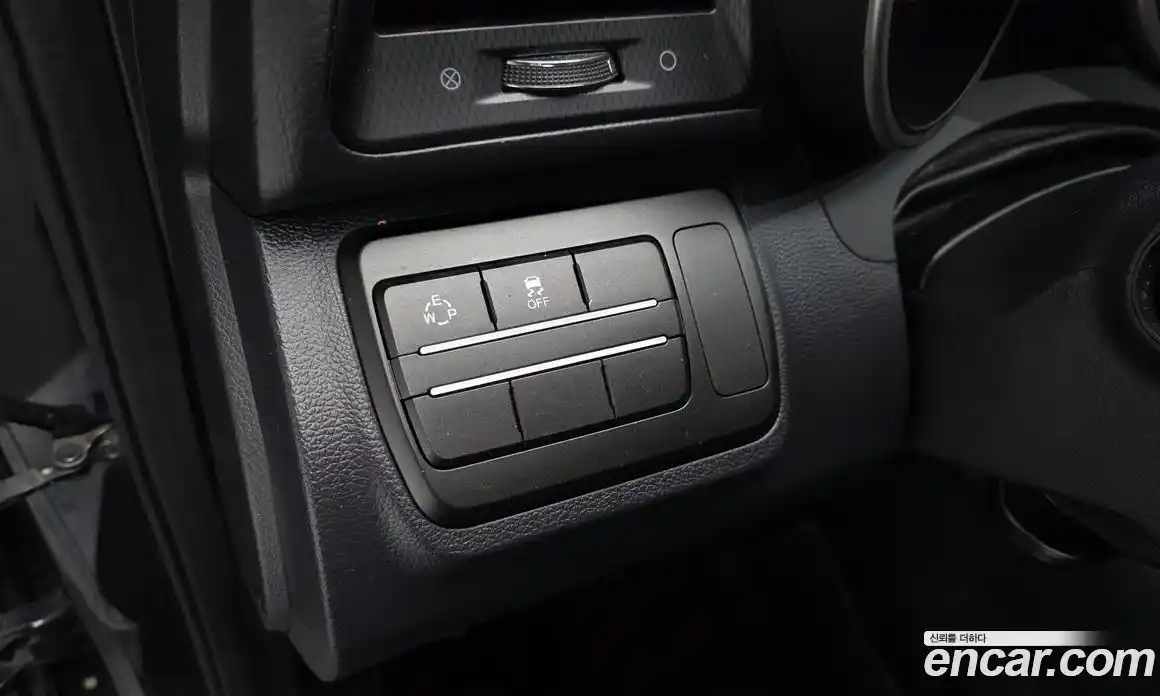 SsangYong TIBOLI 2018 1.6 Автомат в Москве № 35829, фото 3