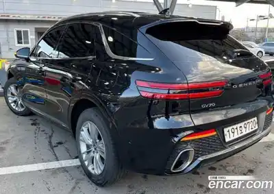 Genesis GV70 2023 2.5 Автомат в Москве № 365522, миниатюра 9