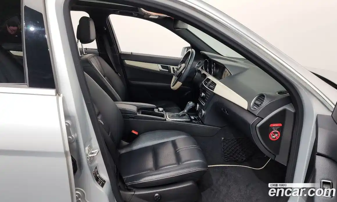 Mercedes-Benz C-Class 2013 1.8 Автомат в Москве № 372513, фото 11