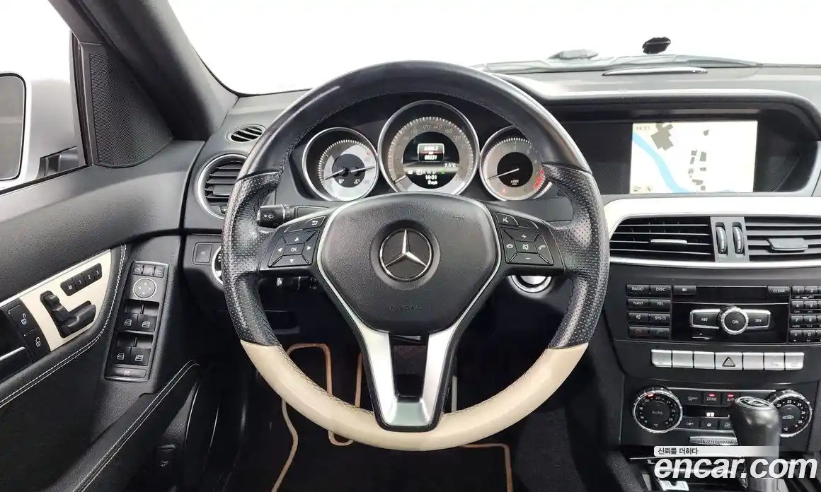 Mercedes-Benz C-Class 2013 1.8 Автомат в Москве № 372513, фото 13