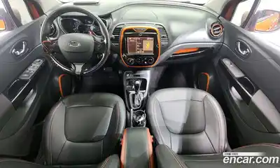 Renault QM3 2016 1.5 Автомат в Москве № 382153, миниатюра 7