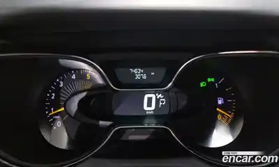 Renault QM3 2016 1.5 Автомат в Москве № 382153, миниатюра 8