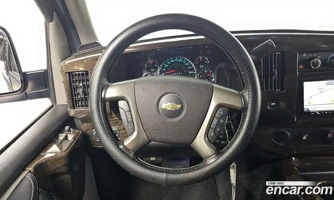 Chevrolet Express Van 2013 6.0 Автомат в Москве № 385301, фото 13