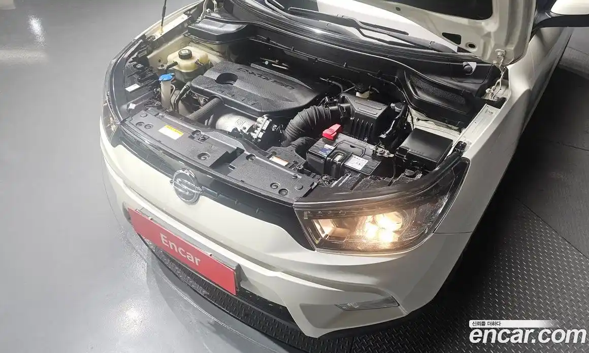 SsangYong TIBOLI 2016 1.6 Автомат в Москве № 388933, фото 6