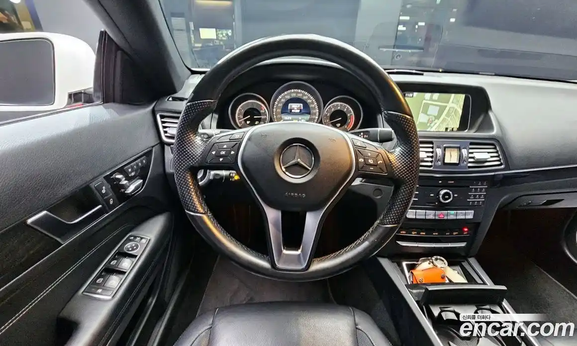 Mercedes-Benz E-Class 2017 2.0 Автомат в Москве № 390978, фото 13