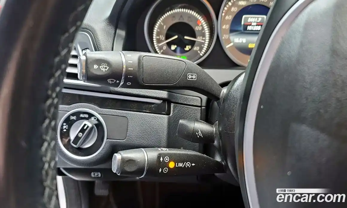 Mercedes-Benz E-Class 2017 2.0 Автомат в Москве № 390978, фото 18